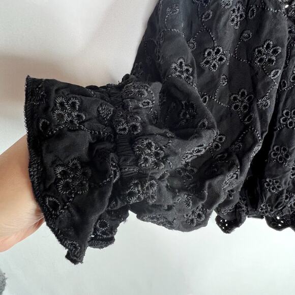Surf Gypsy Black Floral Eyelet Ruffle Puff Sleeve  Crop Top M - Picture 11 of 12